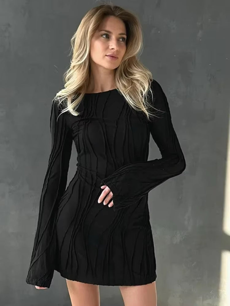 Solid One-Piece O-Neck Long Sleeve Dress with Bright Line Decoration for Women - Casual Streetwear Fashion